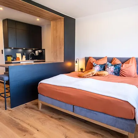 Апартаменты Modern Getaway - Neu Renoviert - Am Wolfgangsee