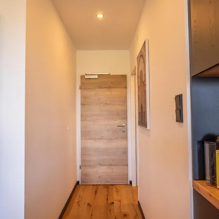 Modern Getaway - Neu Renoviert - Am Wolfgangsee Appartement