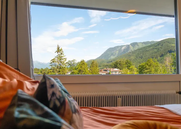 Modern Getaway - Neu Renoviert - Am Wolfgangsee Apartamento Strobl